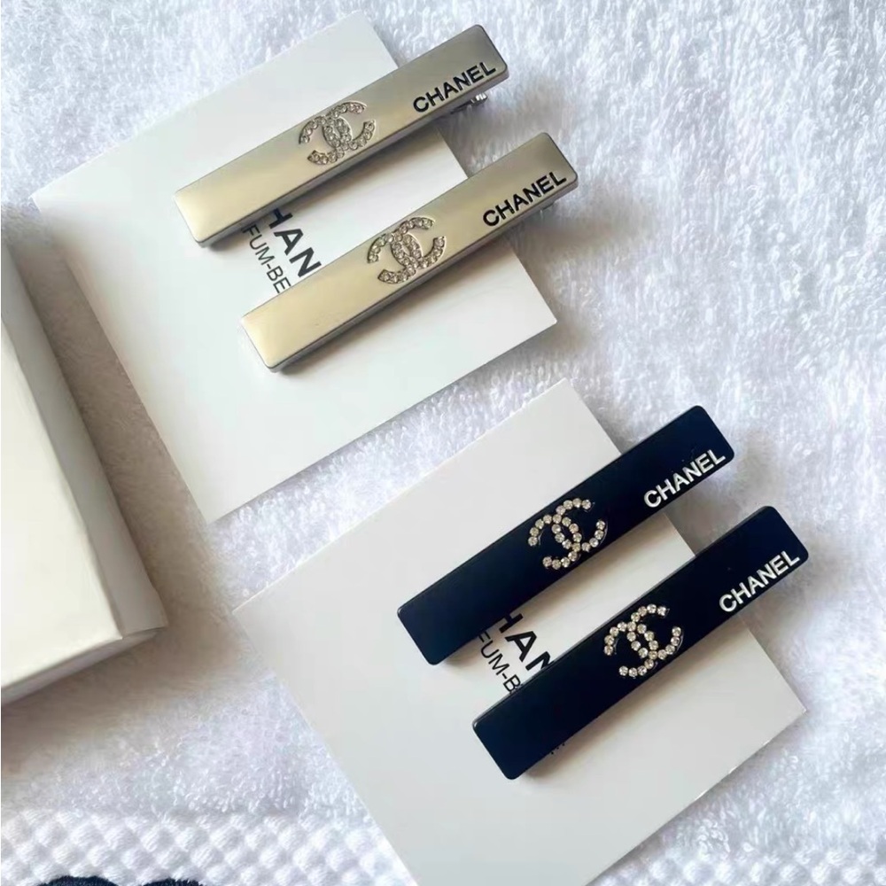 SOLD New Chanel Black Hair Clips with CC Logo - Picture 2 of 3
